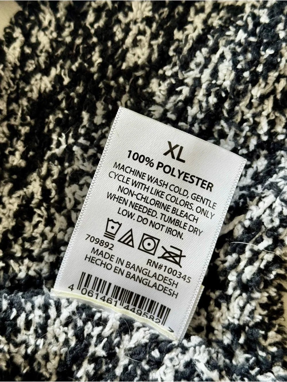 Heart to Tail Ultra Cozy Pet Sweater, Black & Grey Melange – Size XL